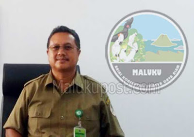 Ambon, Malukupost.com - Balai Konservasi Sumber Daya Alam (BKSDA) bersama stakeholder (pemangku kepentingan) terkait di Maluku melakukan deklarasi memerangi kejahatan dan pelanggaran terhadap Tumbuhan dan Satwa Liar (TSL). Deklarasi Ambon untuk memerangi kejahatan dan pelanggaran TSL dilakukan BKSDA Maluku bersama TNI, Polri, Kejaksaan, ASDP, Angkasa Pura dan perusahan angkutan jasa di Maluku, Senin (26/11).