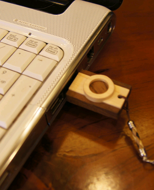 Wooden Camera USB Memory 16G