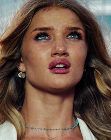 Rosie Huntington-whiteley Transformers. Rosie Huntington-Whiteley Eye