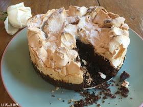 tarta-de-bizcocho-de-chocolate-y-merengue