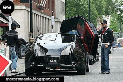 Rolls Royce Sports Car Seen On coolpicturesgallery.blogspot.com Or www.CoolPictureGallery.com