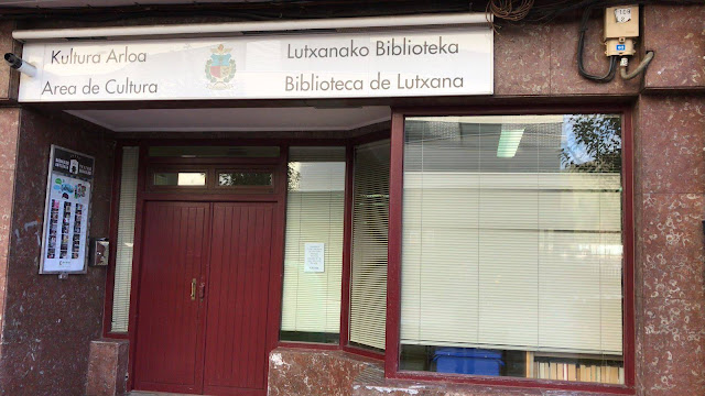 Biblioteca de Lutxana