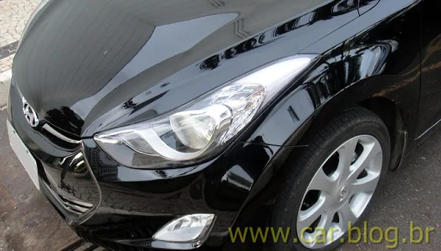 Hyundai Elantra 2012 GLS 1.8L Automático - faróis 