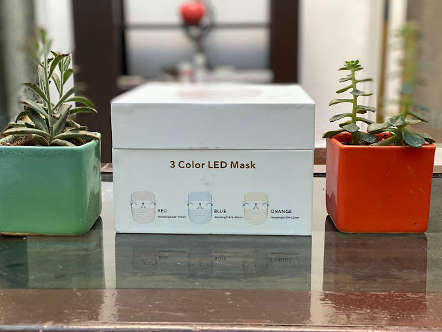 s what you need to know before investing your money in this celebrity admired LED device LED Face Mask- How Long Does It Take & How Effective Is It? 