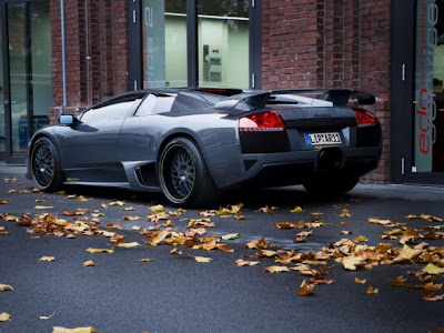 Picture and Review Lamborghini Murcielago LP640