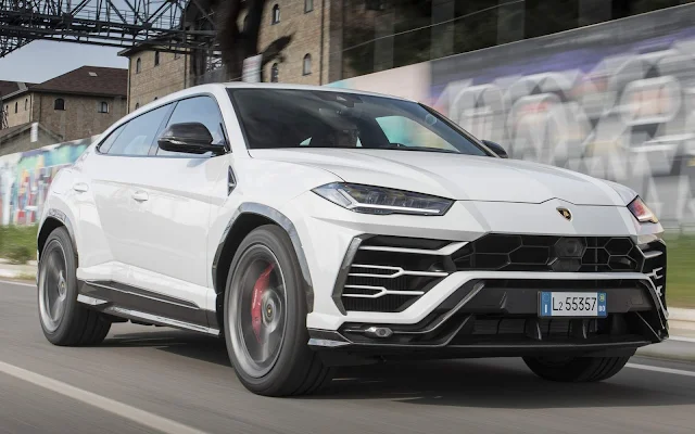 Lamborghini Urus: R$ 2,4 milhões, e fila de espera no Brasil