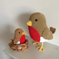 Petirrojo amigurumi