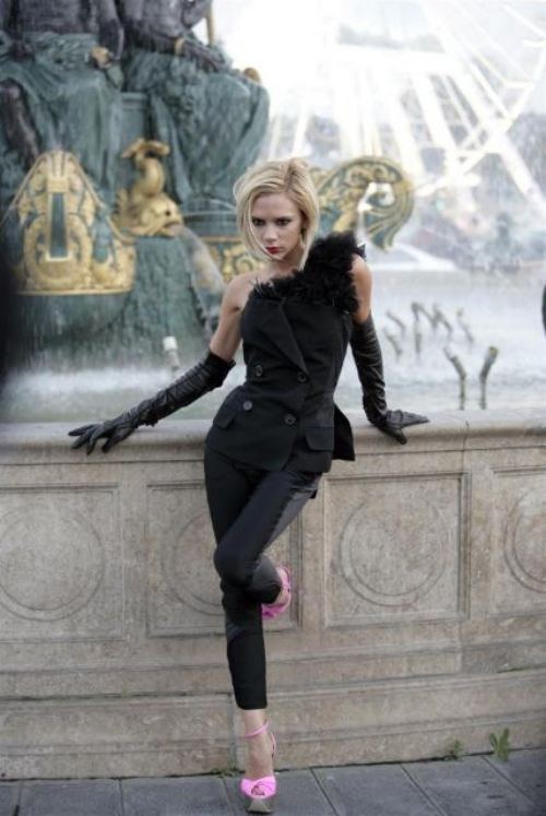 victoria beckham 14 Hey you, I like your style: Victoria Beckham (26 photos) 
