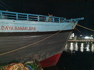 Kapal Babi Kapal Babi
