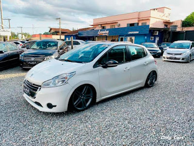 Peugeot 208 Rebaixado