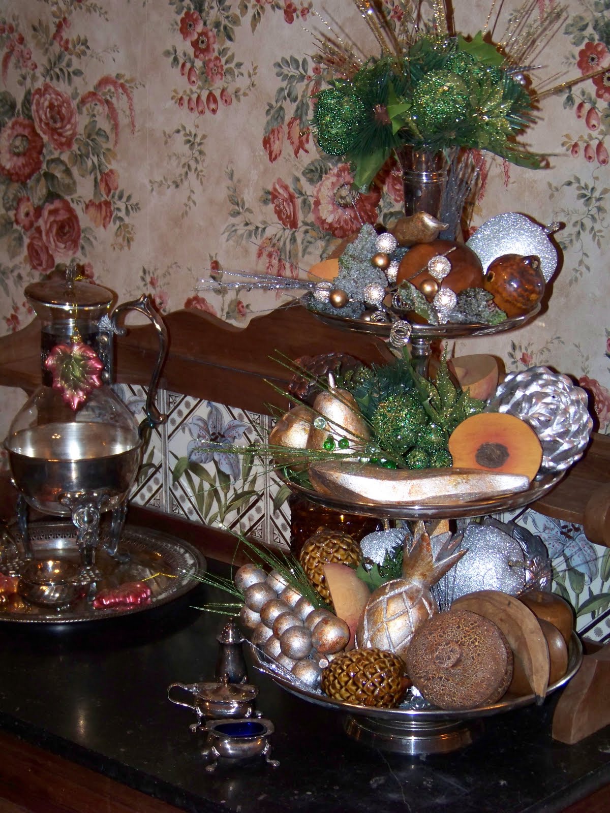 from the Holiday Tables event I attended. Beautifully decorated tables  title=