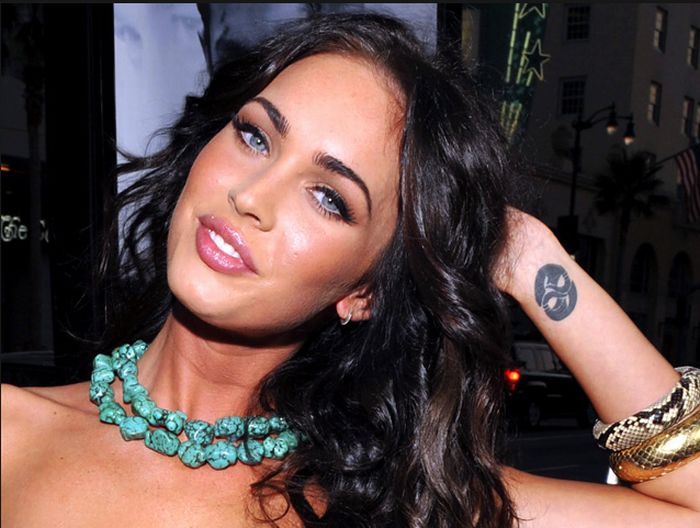 megan fox quote tattoo. Megan Fox Art Tattoo