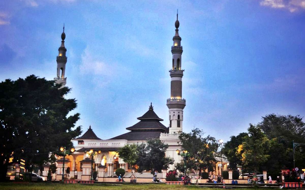 10 Gambar Wallpaper Masjid 1920x1200 Pixel Untuk Desktop PC