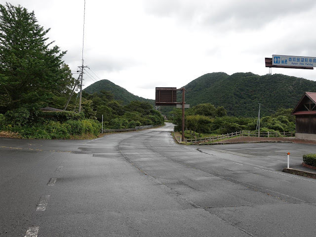 右手が香取展望駐車場