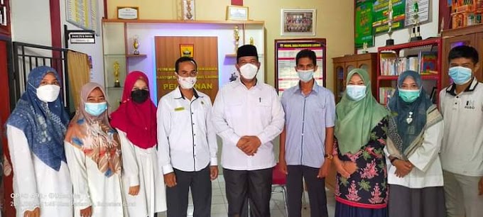 Wawako Mardison Mardison Bersilaturahmi Lebaran Ke Sejumlah Desa di Kota Pariaman