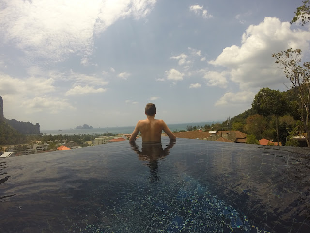 Aonang Cliff Beach Infinity Pool