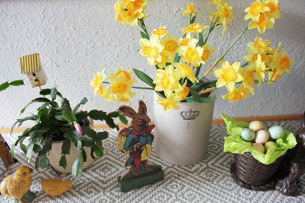 Spring and Easter Decor Ideas From Itsy Bits And Pieces Blog