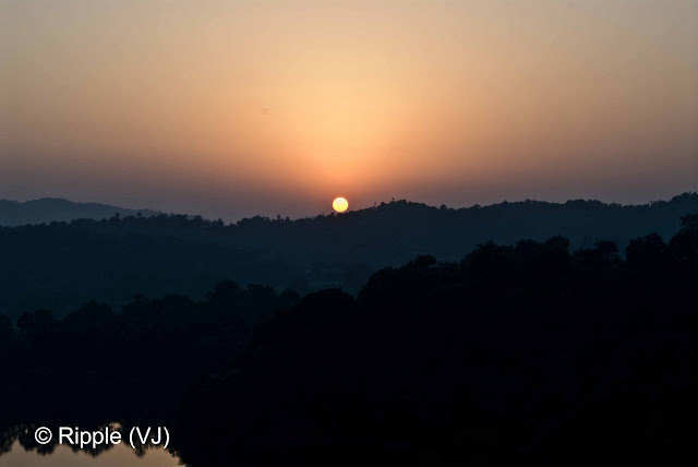 Posted by Ripple (VJ) : Govind Sagar Lake @ Lathiani, UNA, Himachal Pradesh: Sunset view from another hill near Lathiani