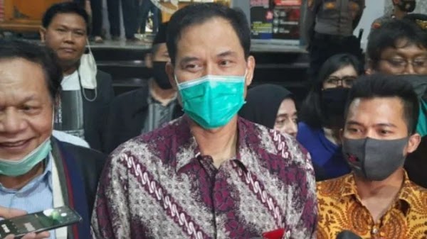 Munarman Bantah Habib Rizieq Ditahan