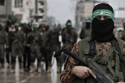 Pejabat senior Hamas: “Hamas tidak akan menyetujui syarat apa pun yang melemahkan kedaulatan perlawanan atau persenjataannya”