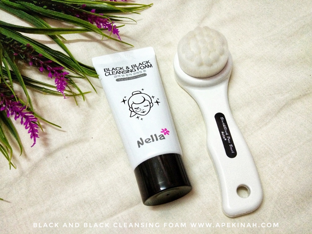 Black and Black Cleansing Foam Nella