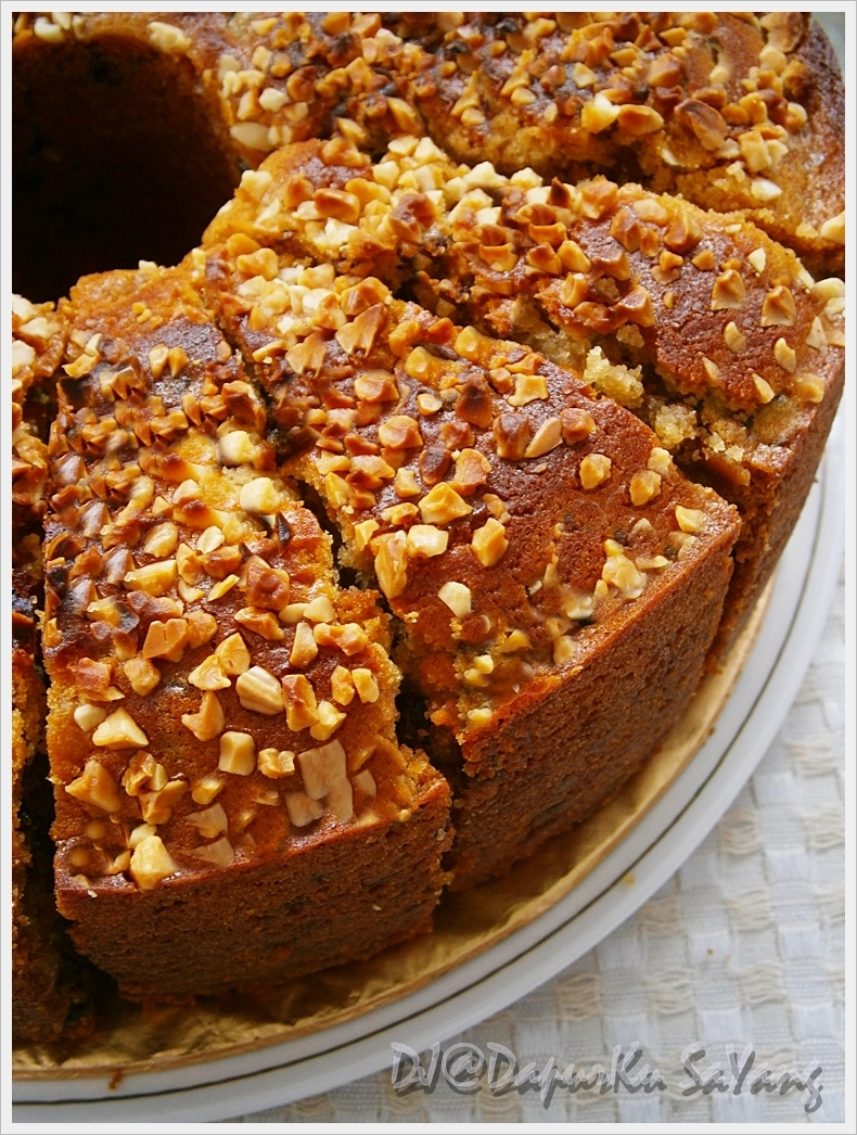 DapurKu SaYang: Eggless Fruit Cake / Kek Buah Tanpa Telur 
