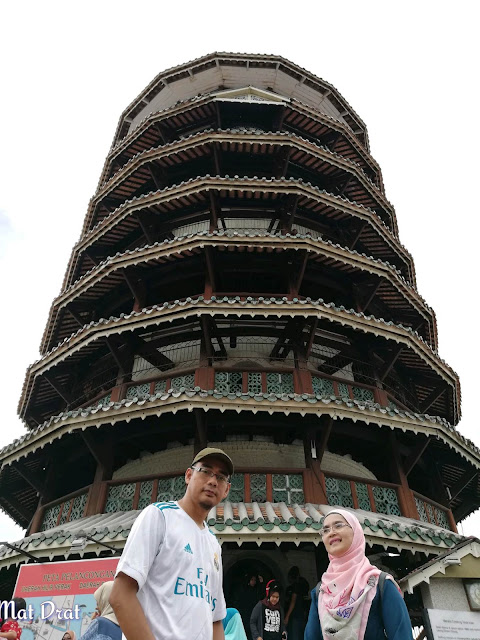 Menara Condong Teluk Intan