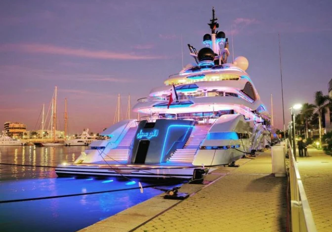 yacht dell'emiro del qatar