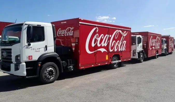 Solar Coca-Cola investe em mais de 120 caminhões Volkswagen