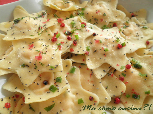 ravioli di salmone e ricotta