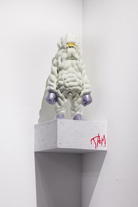 Takahiro Komuro sculptures bizarre colored monsters sweet Atomic Bowels