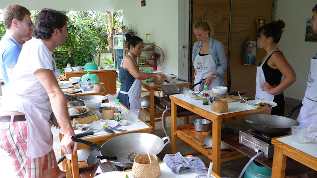 Thai Secret Cooking Class & Garden Farm Tour