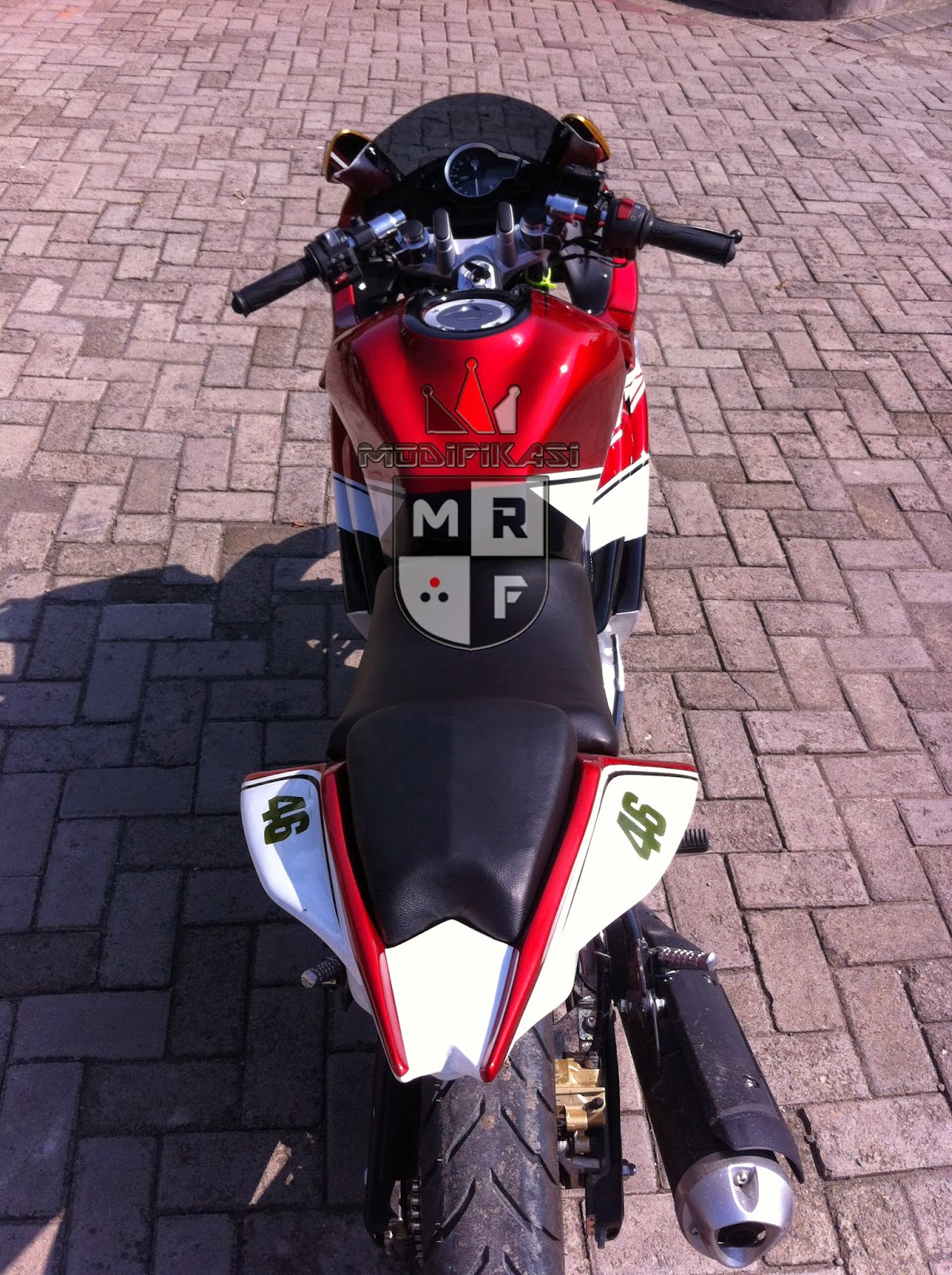 MRF Modifikasi: Body kit new Vixion model R25 MRF Modifikasi: Body kit new Vixion model R25