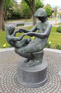 Majčina igra - Frano Kršinić