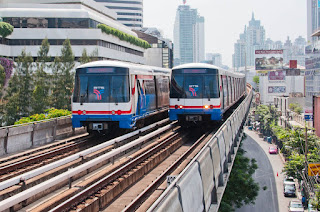 6 jenis transportasi yang harus dicoba wisatawan saat berkunjung ke bangkok