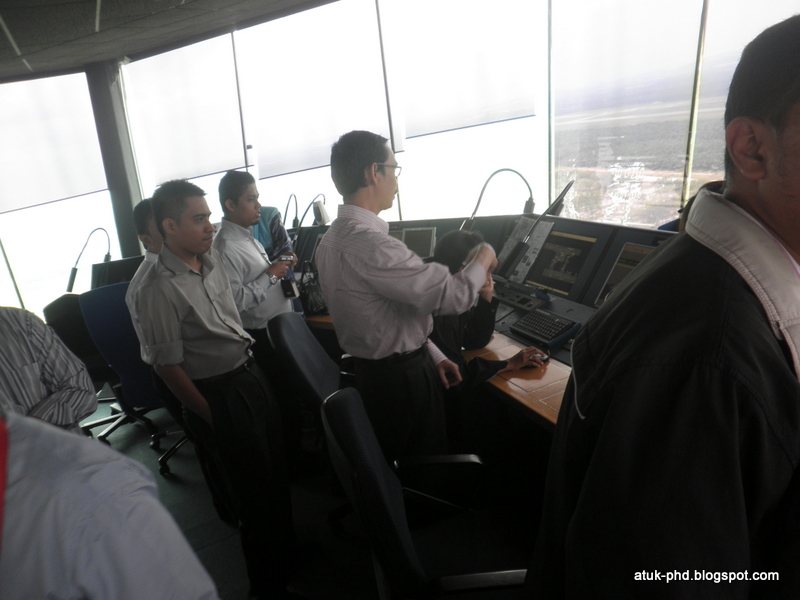 Pahala Hindari Dosa: Melawat Menara Kawalan Trafik Udara 