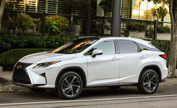 CUV hạng sang tốt nhất: Lexus RX