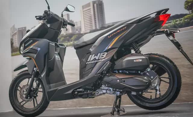 Ảnh thực tế Honda Vario 125 2023 vừa ra mắt: Giá quy đổi từ 35 triệu đồng, dễ tạo cơn sốt tại Việt Nam - Ảnh 10.
