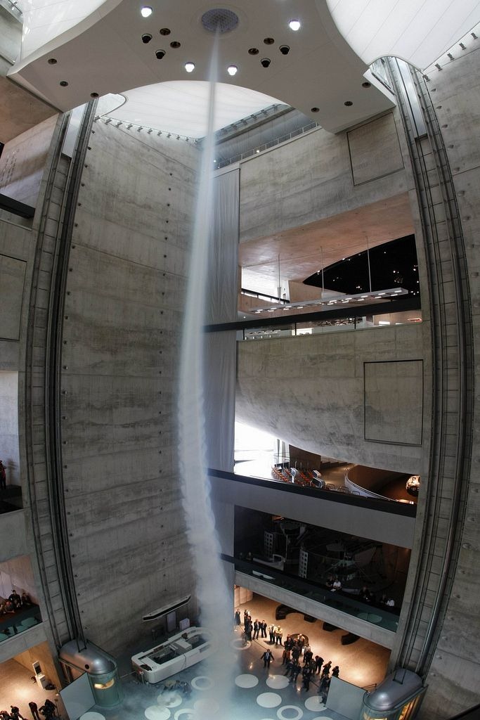 mercedes-benz-tornado-0