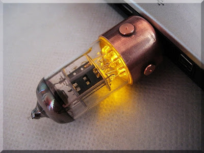 The Steampunk USB Flash Drives From Slavatech Handmade That You Can Not Refuse, Pentode Radio Tube USB Flash Drive