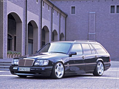 W124 er en MercedesBenz intern chassisbetegnelse for 19851995versjonen 