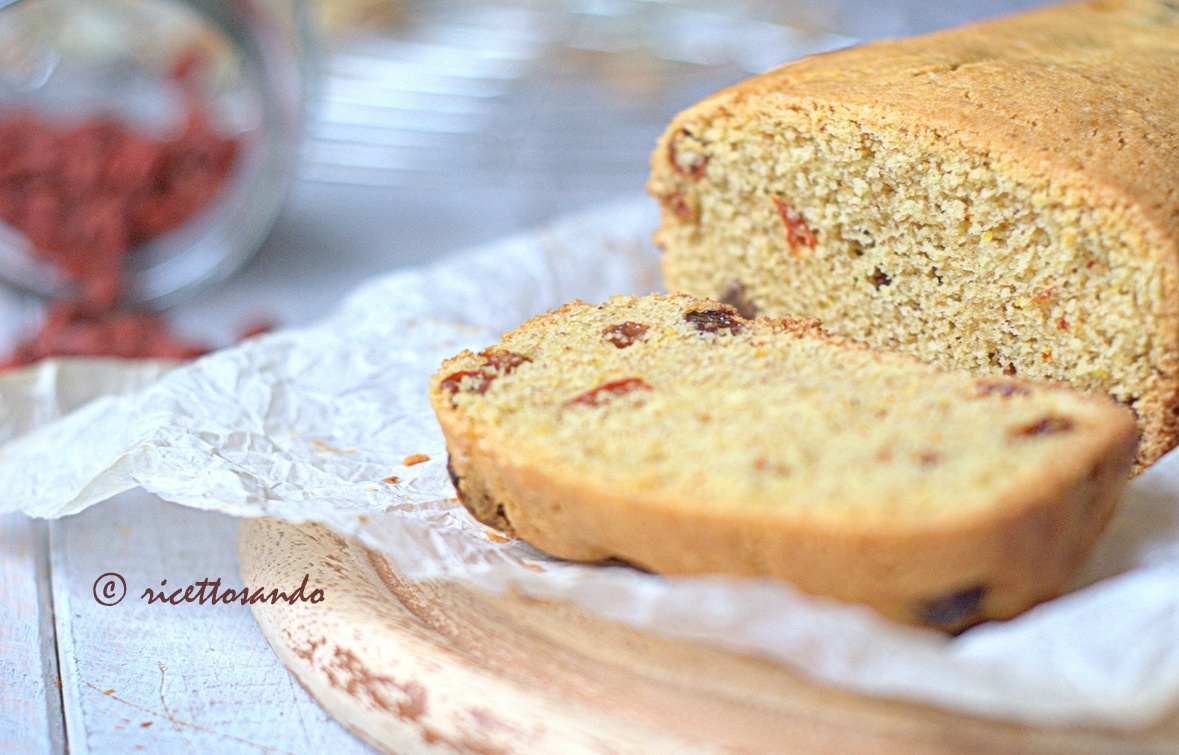 Plumcake ai cereali e bacche di goji ricetta torta dolce