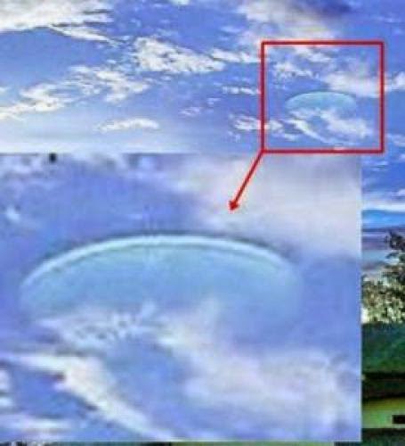 Google Maps Ufo Fotografato Nei Pressi Dellarea 51