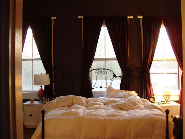 Maroon Bedroom Ideas