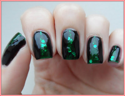 Flip-Flop-Challenge-day-20-v-gap-manicure-with-Layla-Green-Galaxy