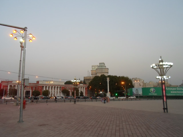 Площадь Исмоила Сомони, Душанбе, Таджикистан