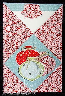 Christmas Diamond Gate Fold Card by Bekka www.feeling-crafty.co.uk