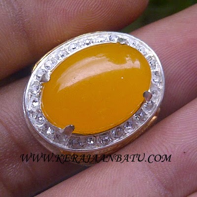 NATURAL YELLOW CHALCEDONY KODE P 940