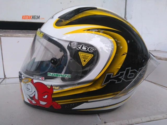 Review Helm KBC V Zero