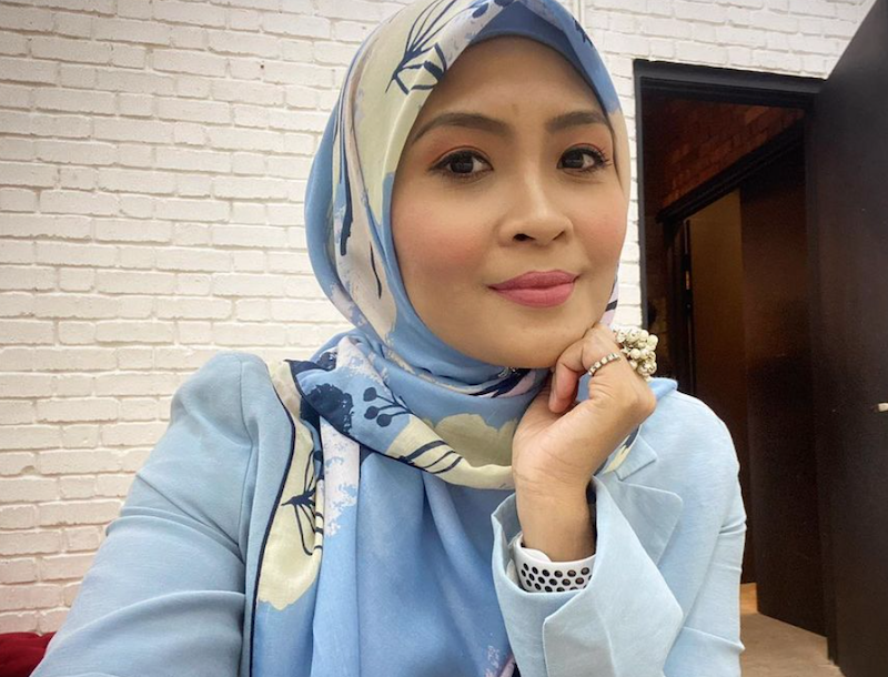 Download Fareha By Cikfa Lahirkan 8 Jutawan Tudung Bawal Anti Kedut Kak Fas Online